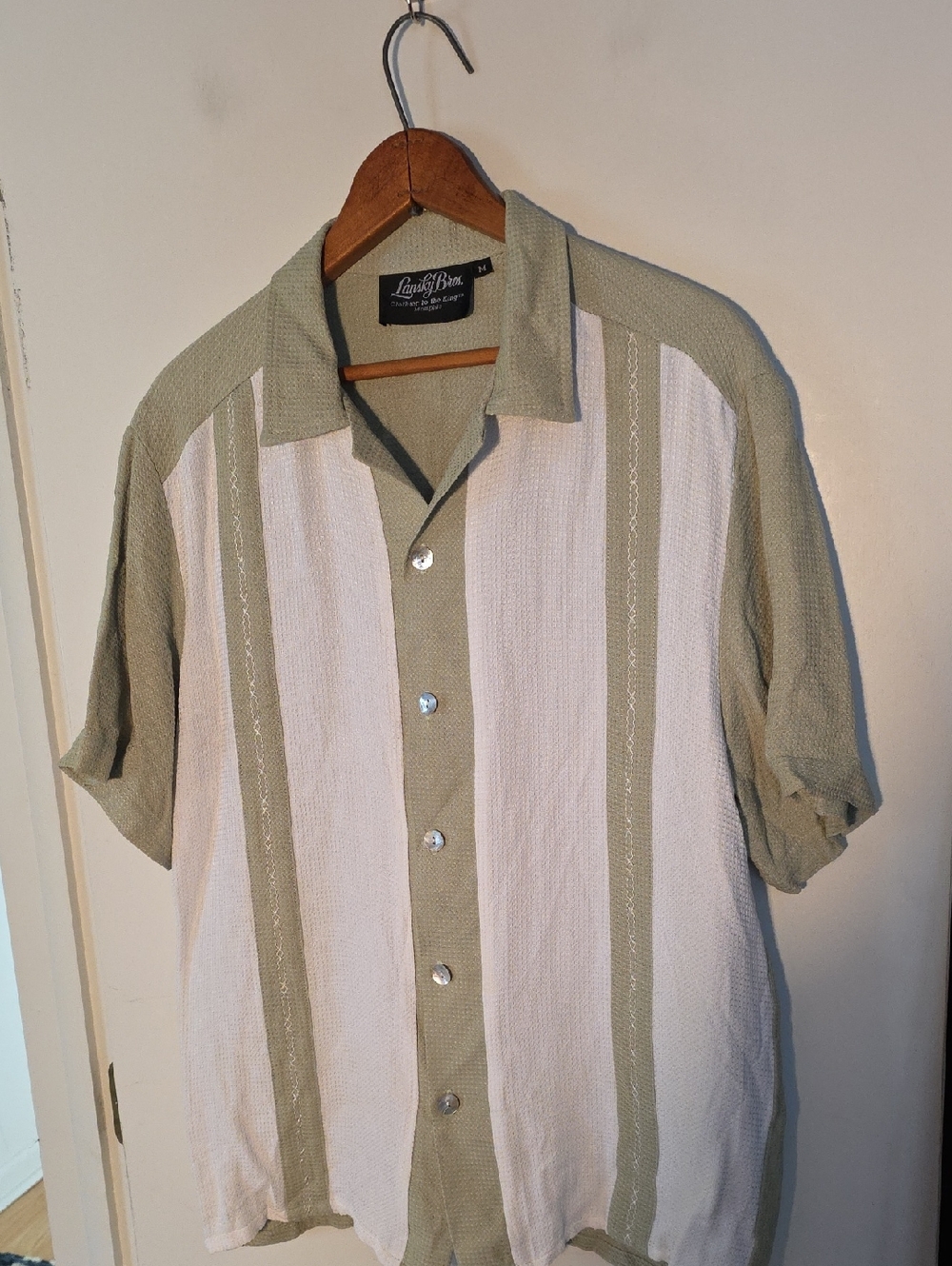 Lansky Bros. Medium Button Up Shirt Sage + White Perfect Condition - Picture 4 of 4
